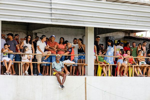 Serge Blanco : l'élégance masculine réinventée